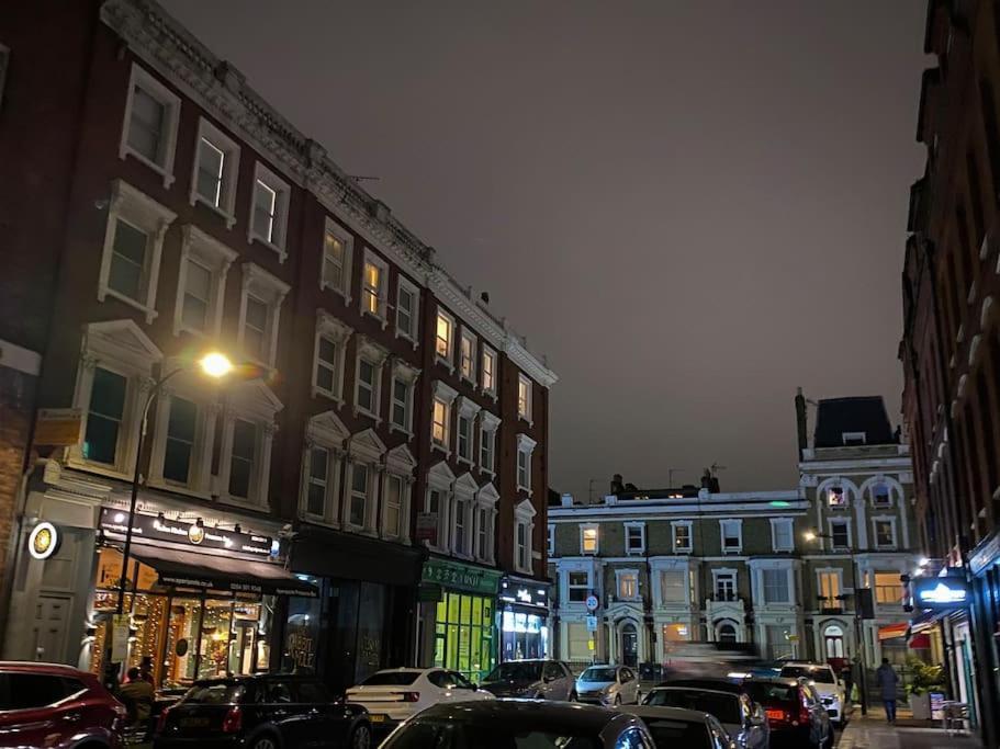 Balcony Flat In Victorian West Kensington Mansion Londres