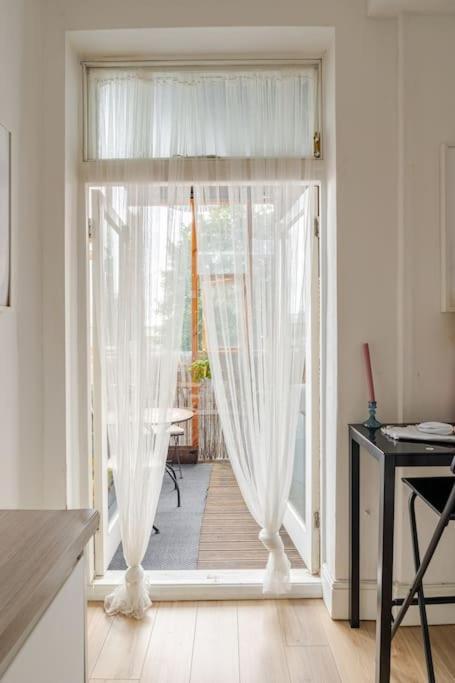 Balcony Flat In Victorian West Kensington Mansion Apartamento