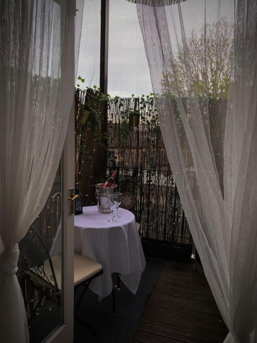 Balcony Flat In Victorian West Kensington Mansion Apartamento *