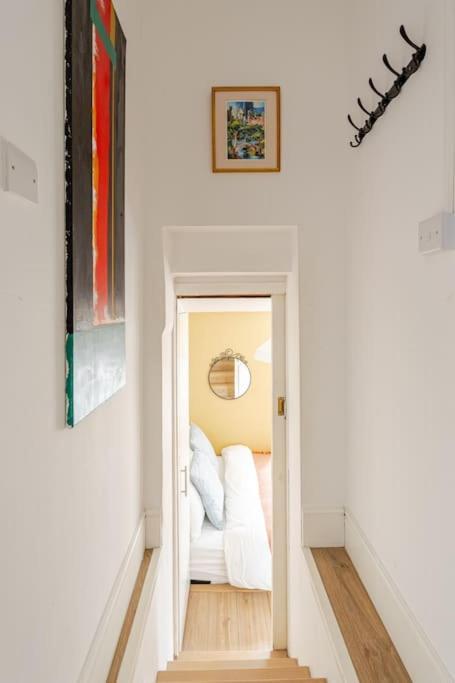 Apartamento Balcony Flat In Victorian West Kensington Mansion Londres