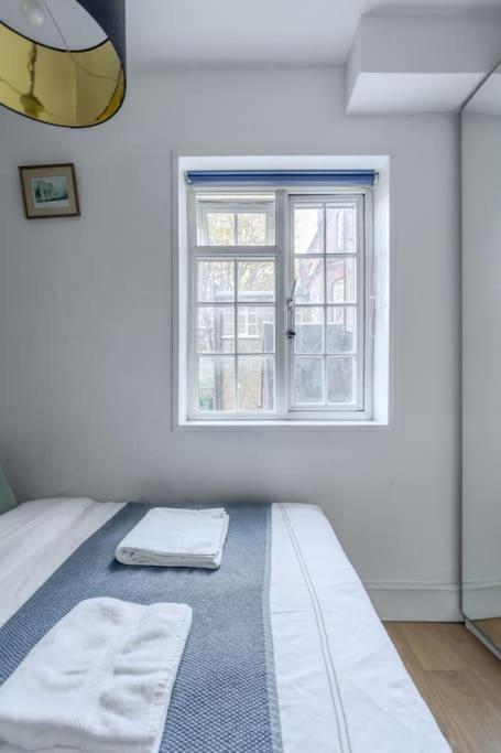 Flat In Victorian West Kensington Mansion With Balcony Appartement *