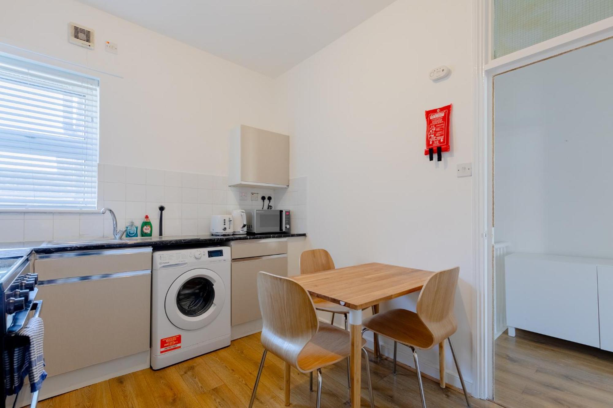 Spacious 2bd Flat Short Walk From Excel Londres