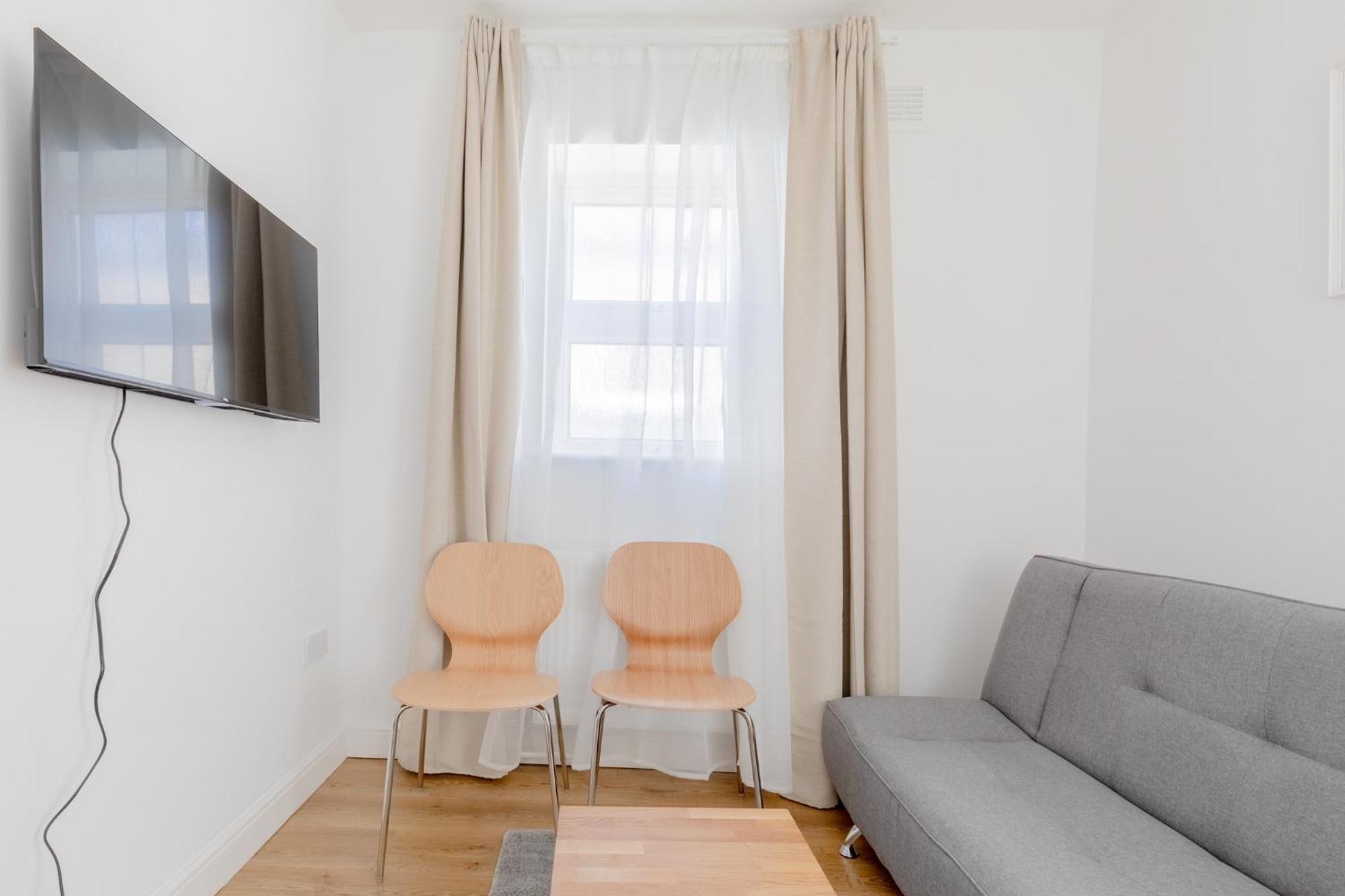 Spacious 2bd Flat Short Walk From Excel * Londres