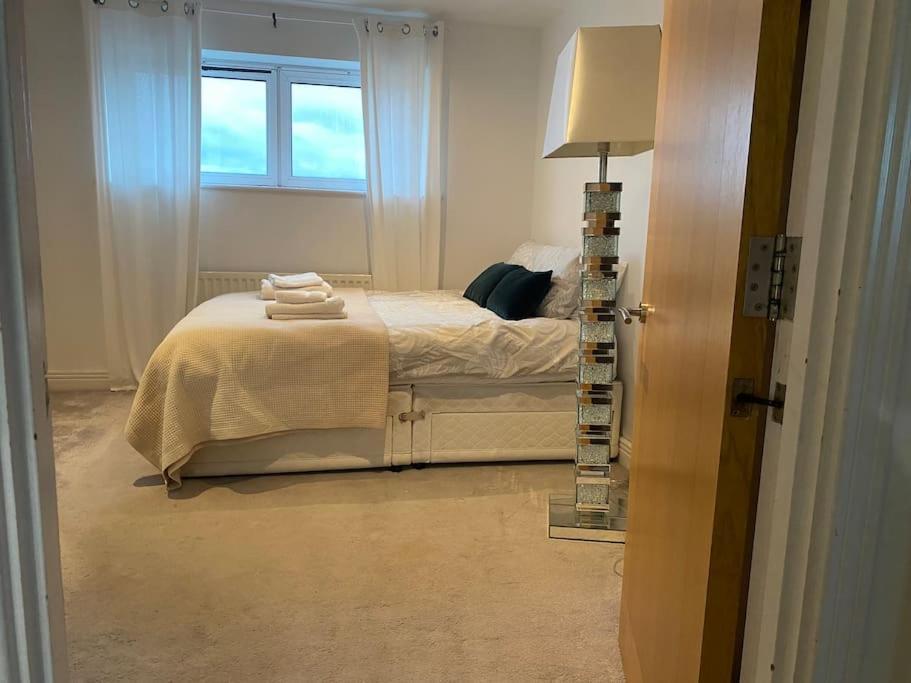 Apartamento 2 Bedroom Royal Docks Riverside *