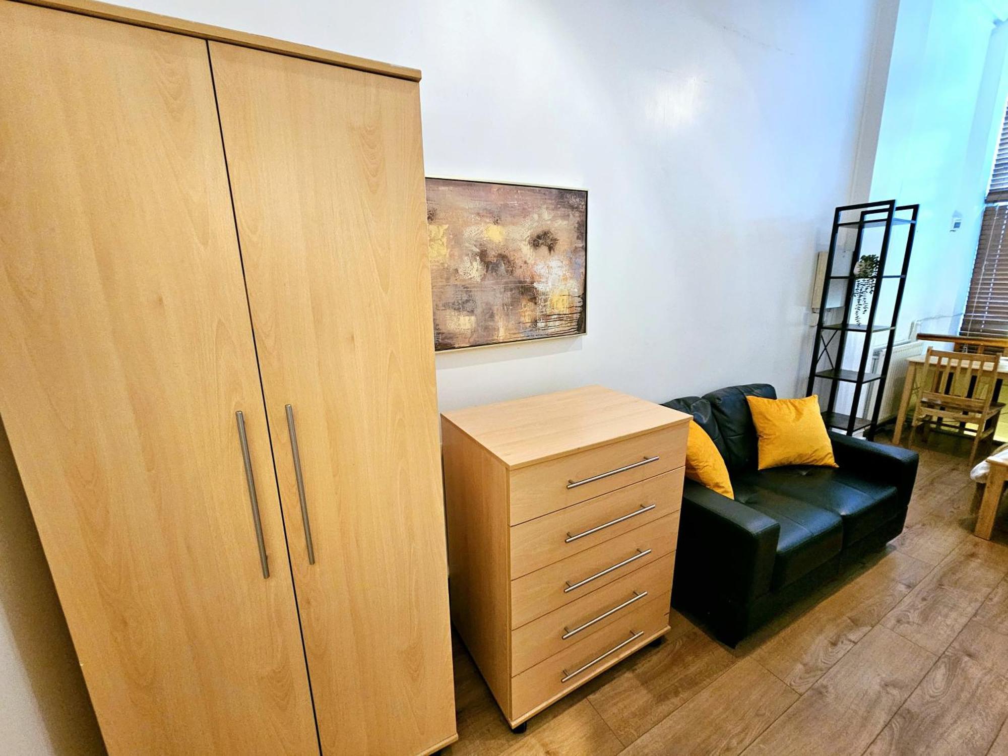 Appartement Duplex With 3 Bedrooms And Large Sofa-bed Back Patio, Near Angel And King's Cross Station Londres