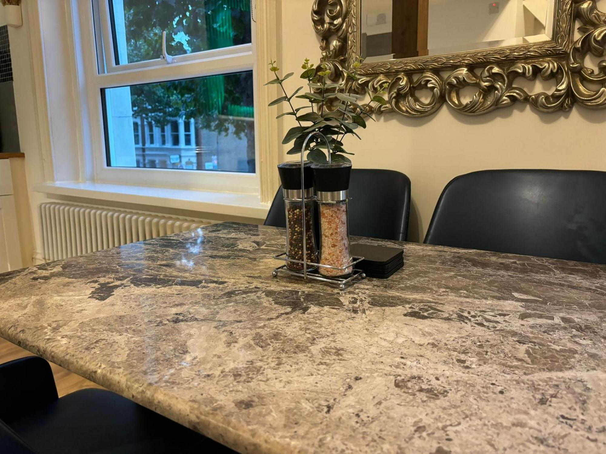 Zee Homes W6 Apartamento Londres