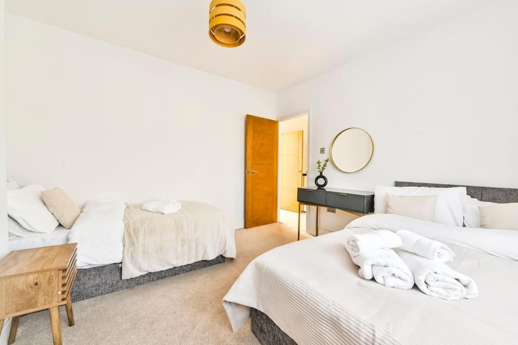 Apartment House With Garden Next Wembley Stadium Free Parking London