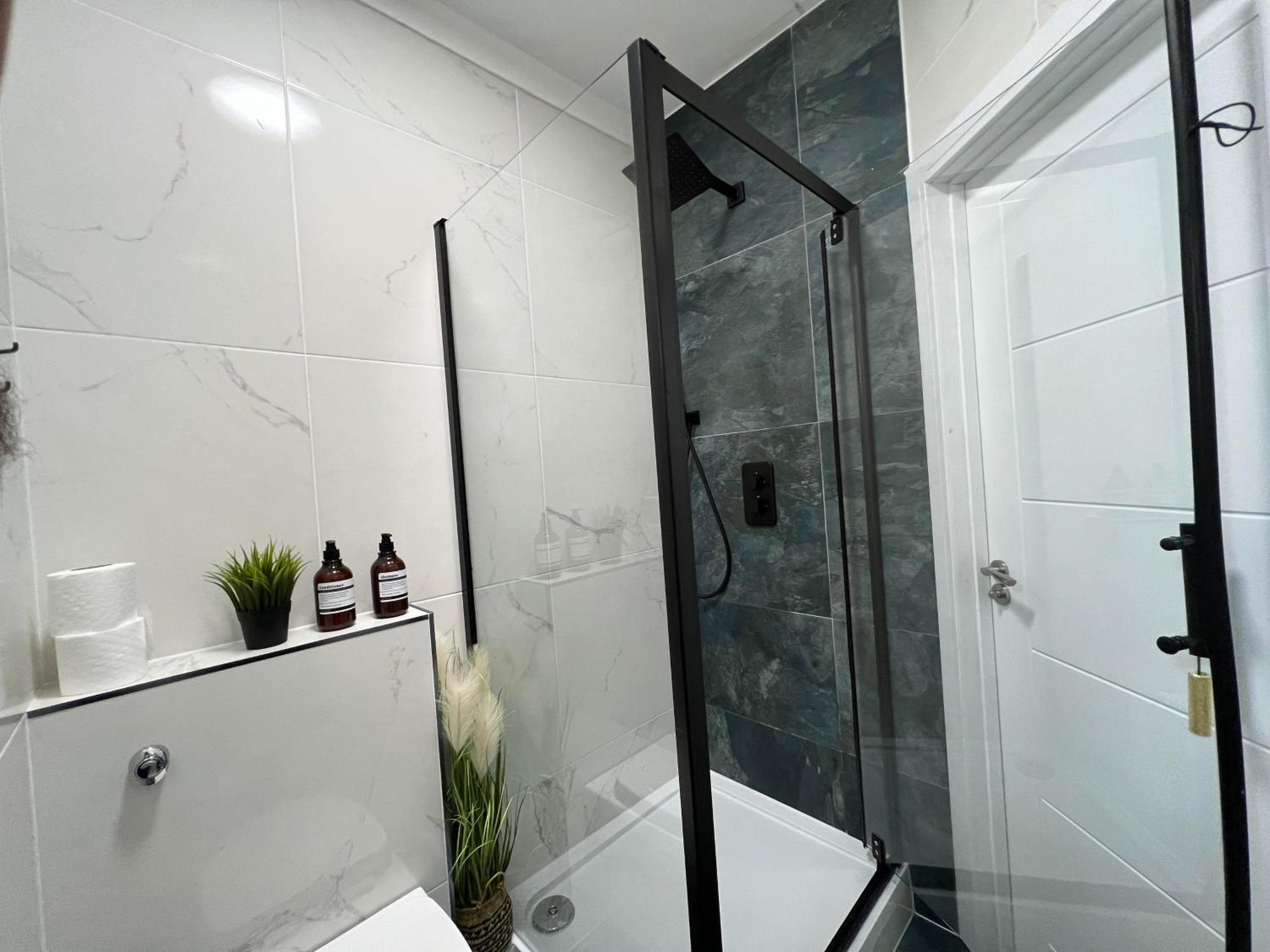 Stylish & Elegant 2-br Flat In Greenwich Apartamento