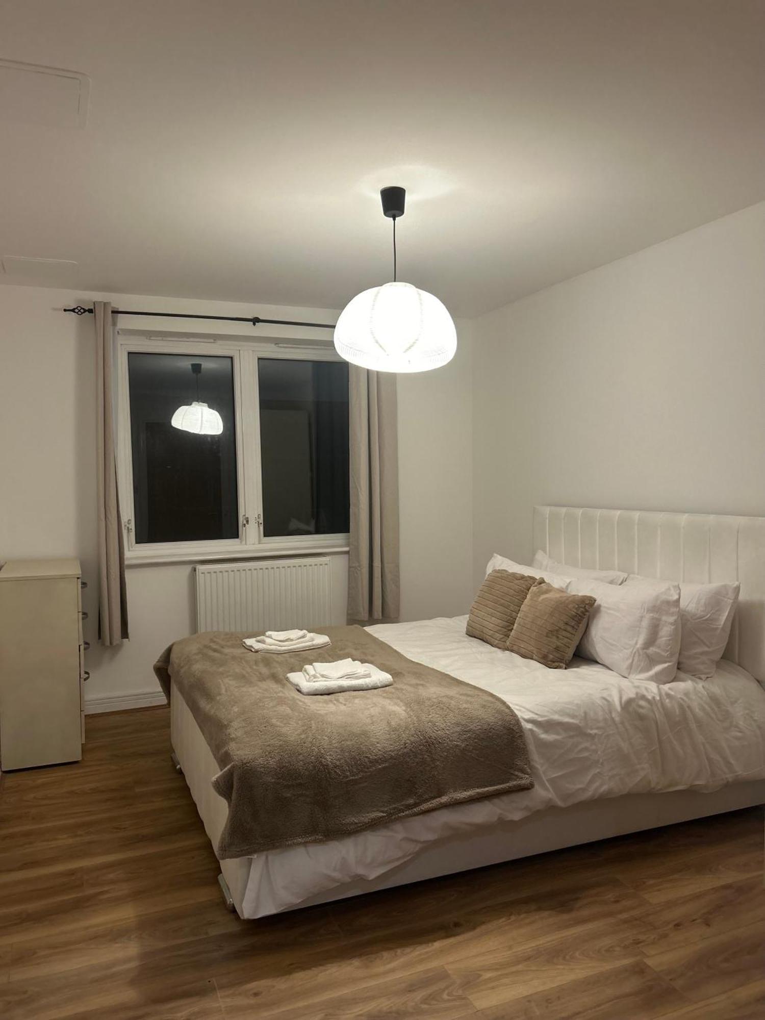 Comfy 2bed Near O2 Canary Wharf Excel Londres
