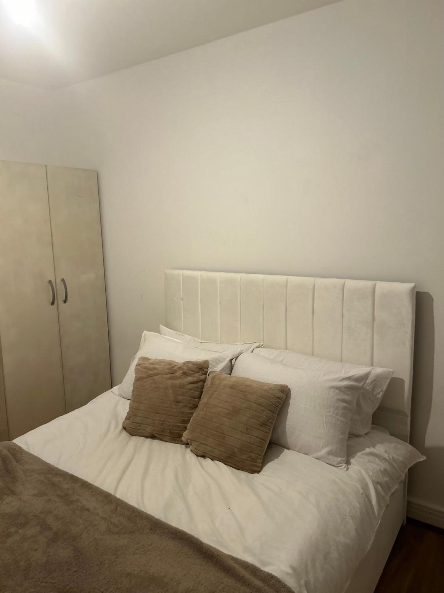 Comfy 2bed Near O2 Canary Wharf Excel