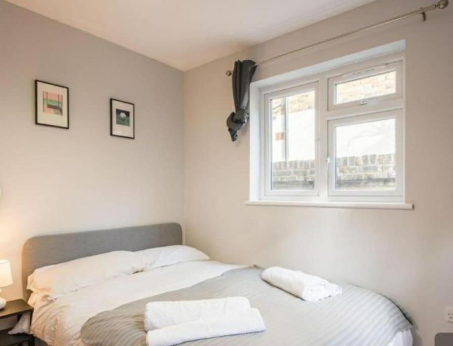 3 Bed Flat In Hammersmith Close To Underground Londres