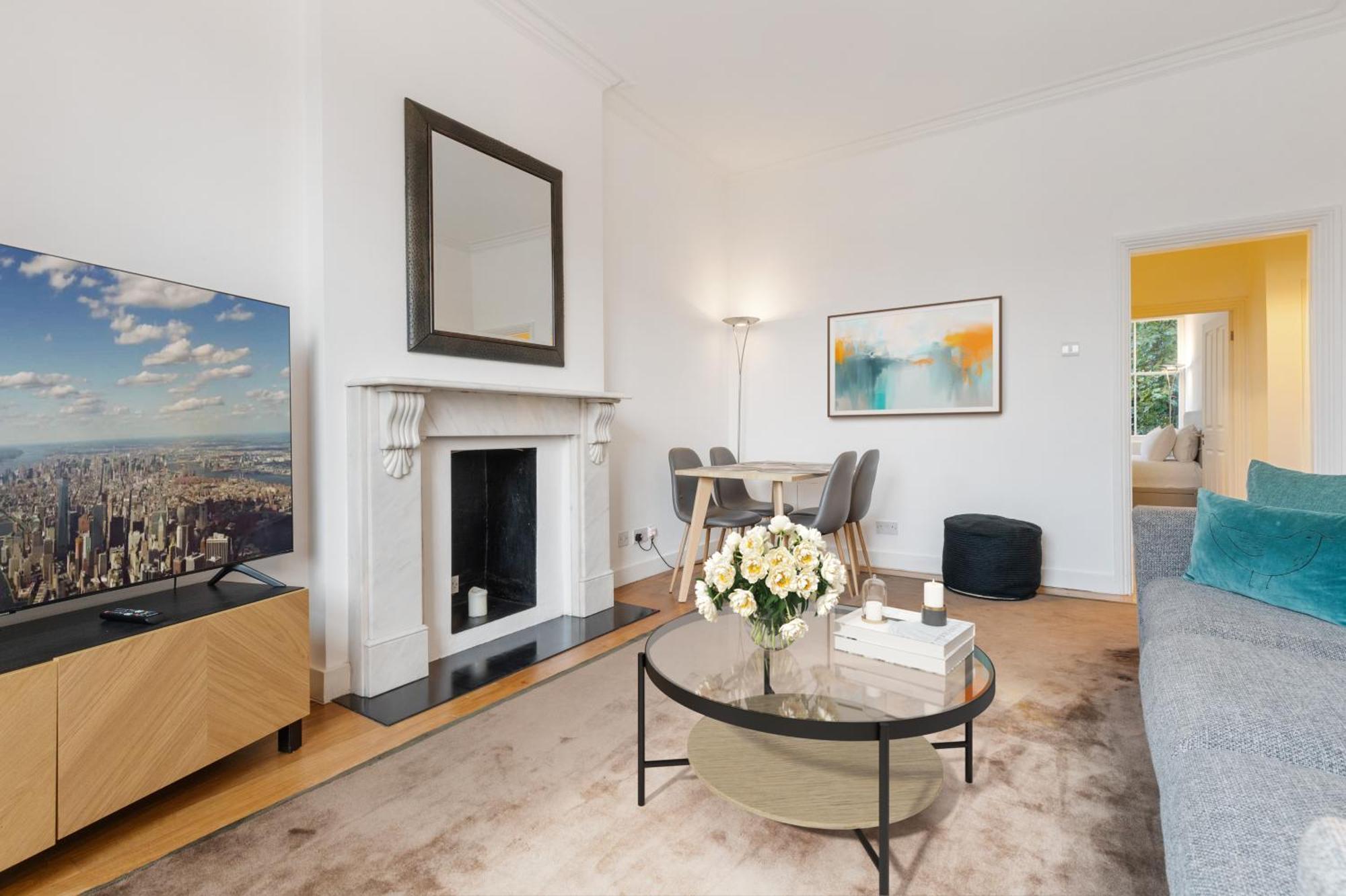 Heavenly Stays, Knightsbridge, Stylish 2-bd Escape Appartement *