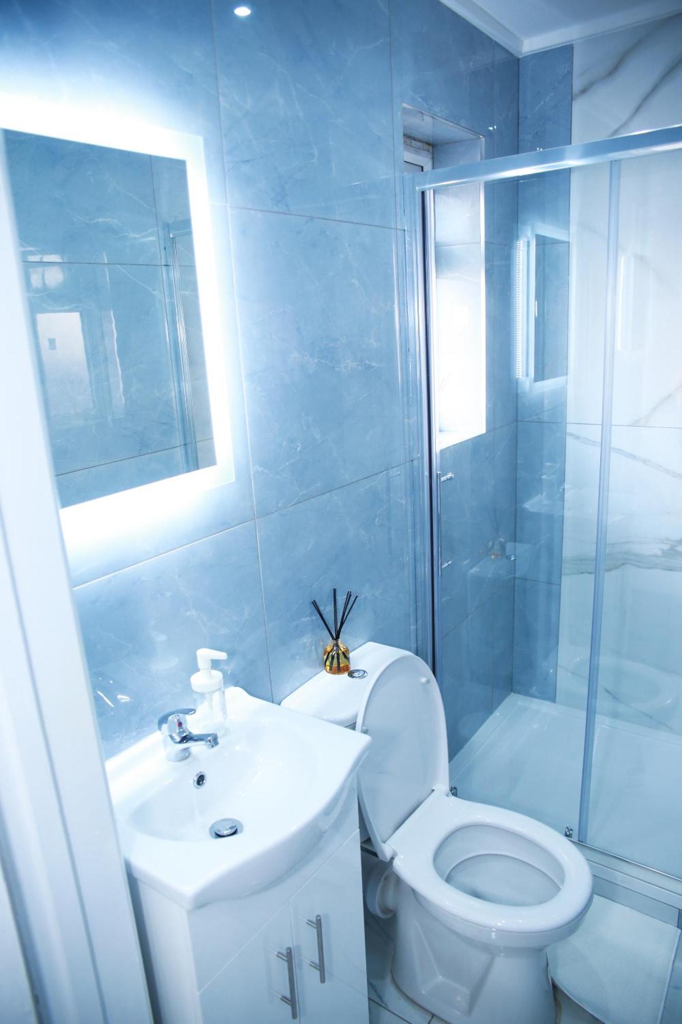 Lovely With Free Parking On Premises. Apartamento