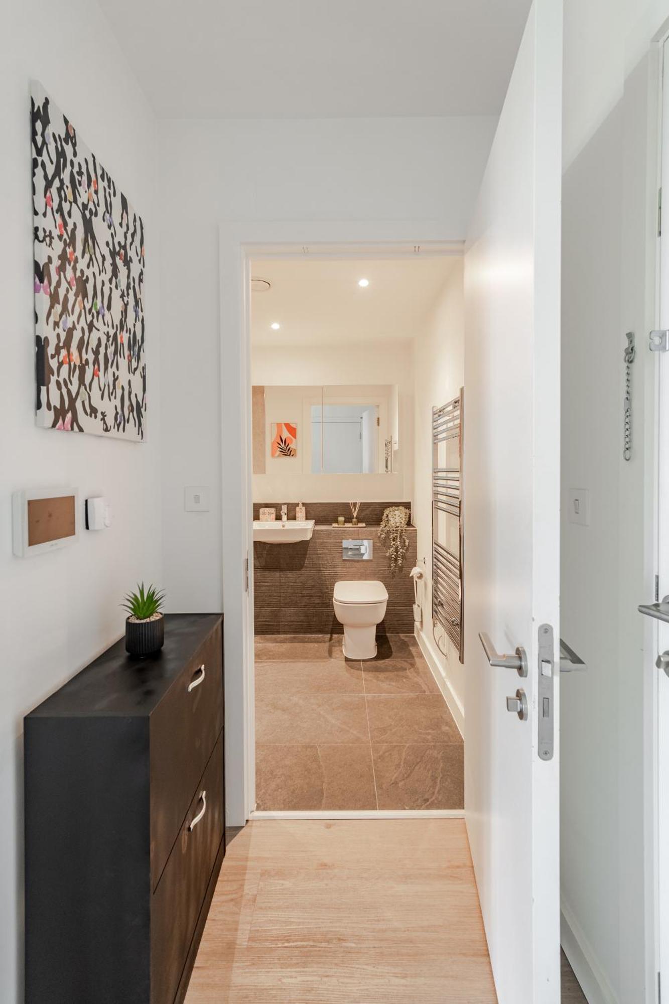 Appartement High-spec Apartment- Prime East - Near O2 Arena *