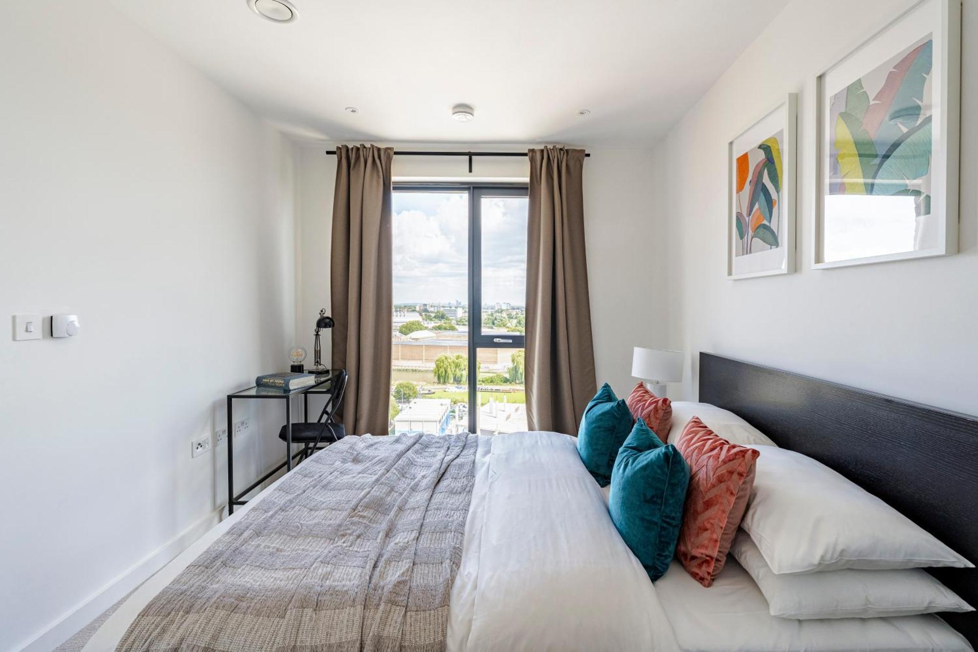 High-spec Apartment- Prime East - Near O2 Arena * Londres