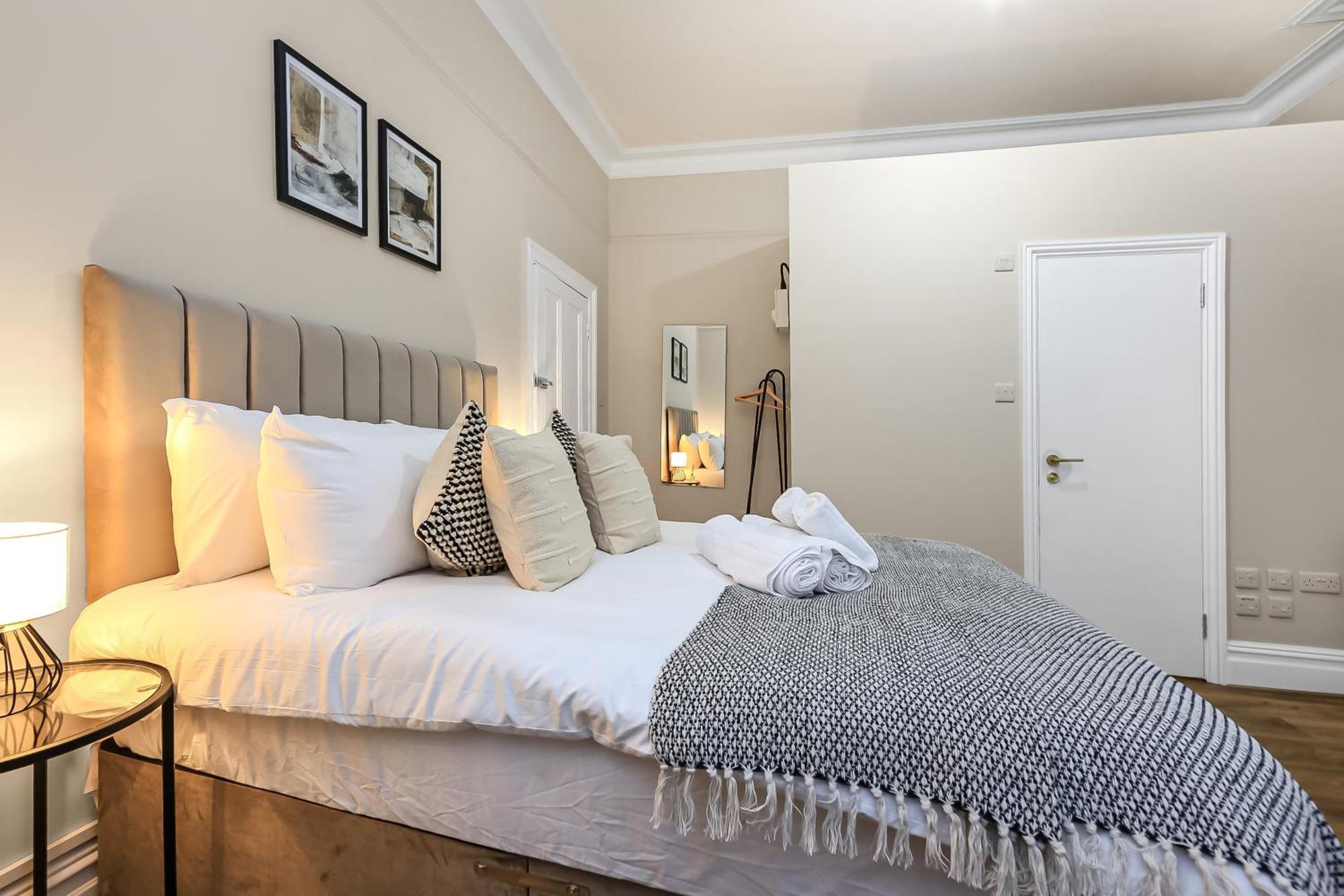 Cozy Sunlit With Kitchenette * Londres