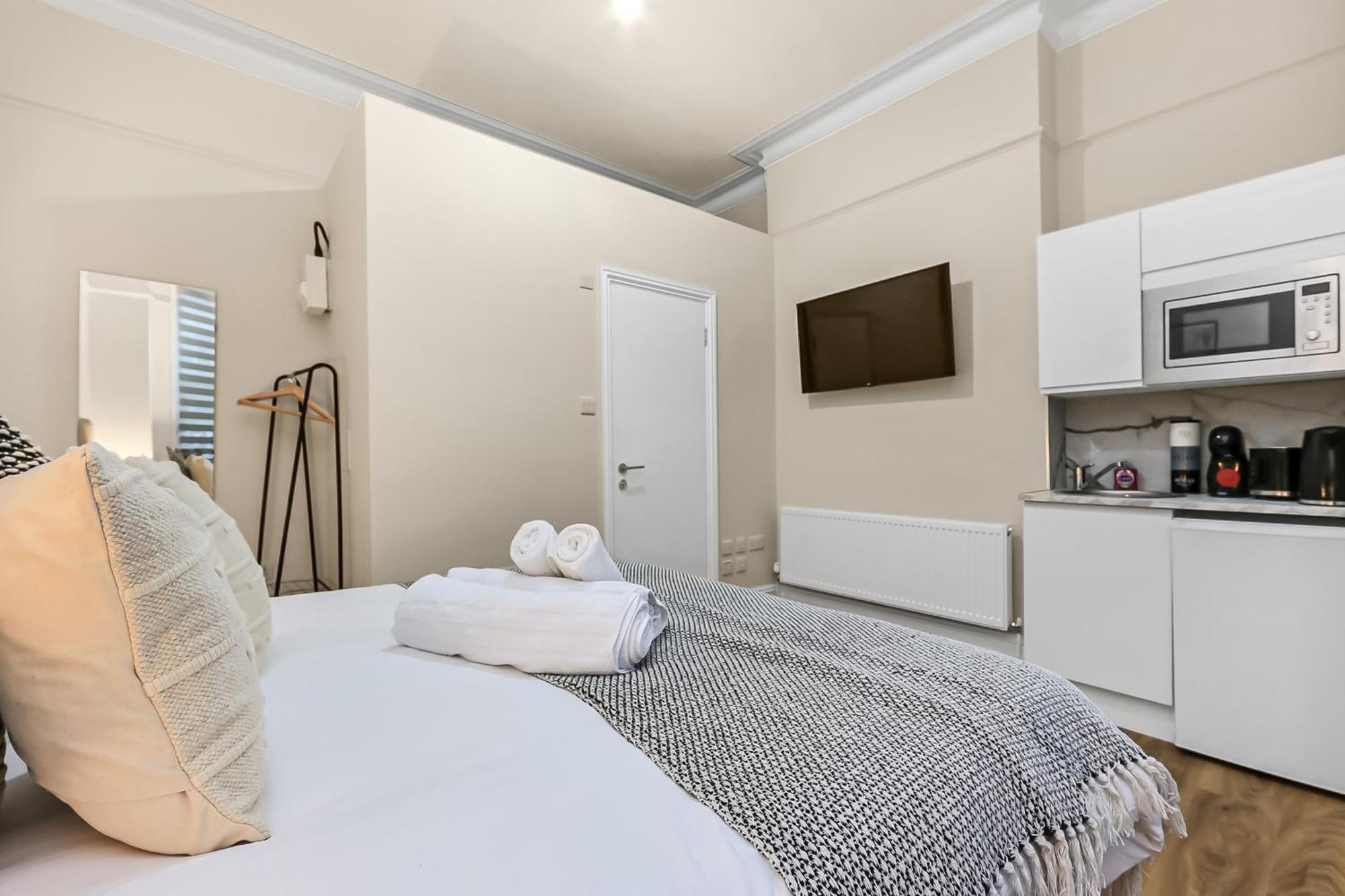 Cozy Sunlit With Kitchenette * Londres