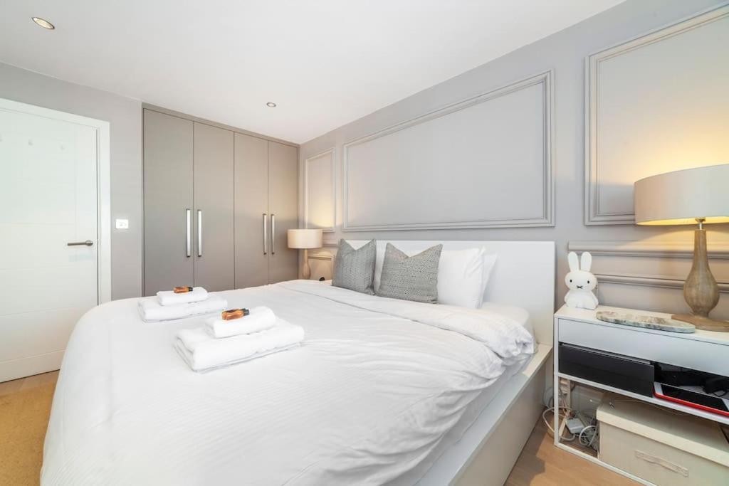 Lovely 2 Bedroom Flat In The Heart Of Chelsea * Londres