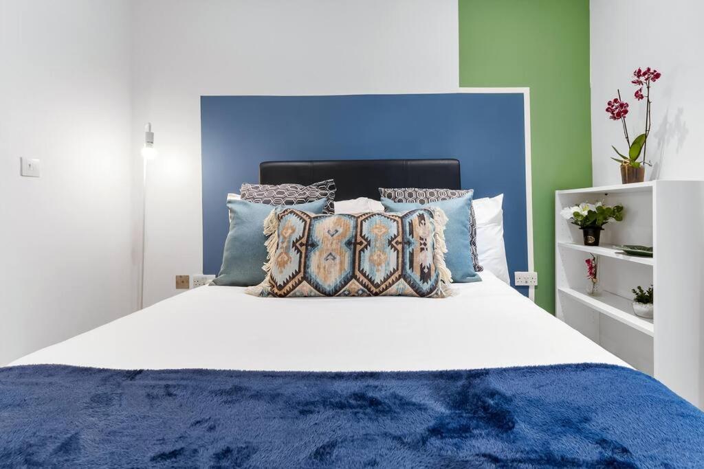 Bright Balcony Retreat Hammersmith Appartement Londres