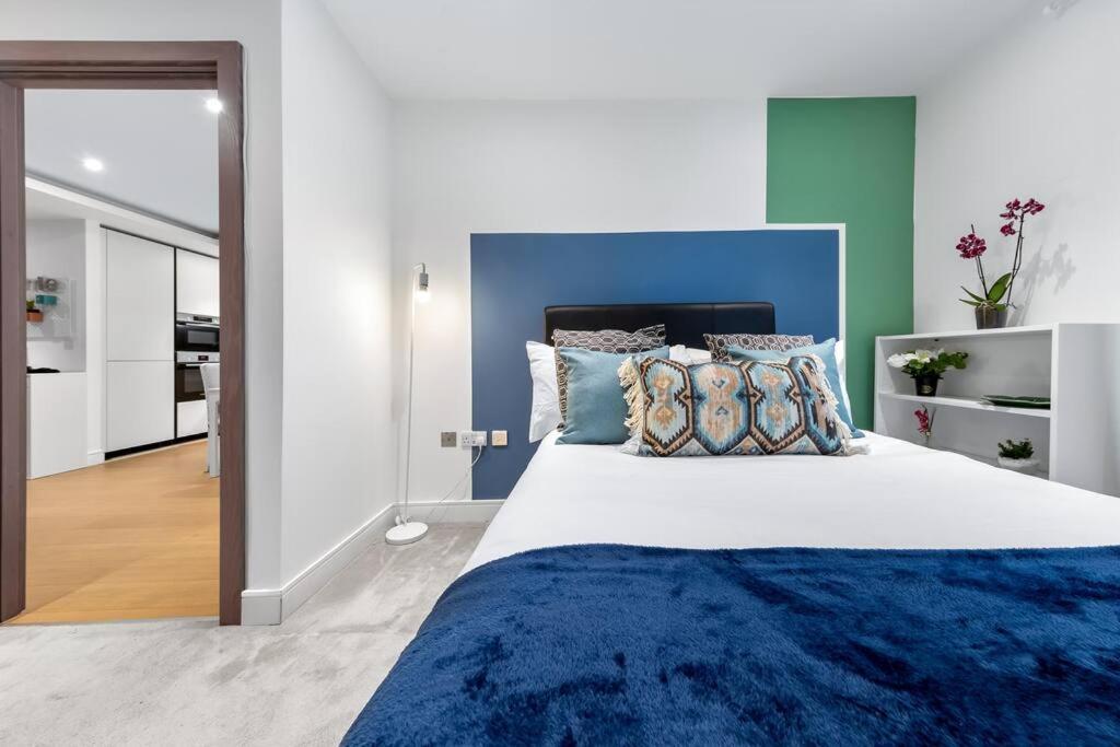 Bright Balcony Retreat Hammersmith Appartement *