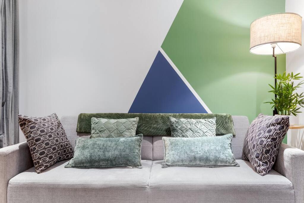 Bright Balcony Retreat Hammersmith Appartement *