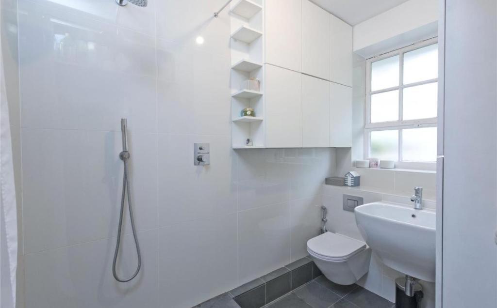 Battersea 2 Bedroom 2 Toilet Flat Appartement Londres