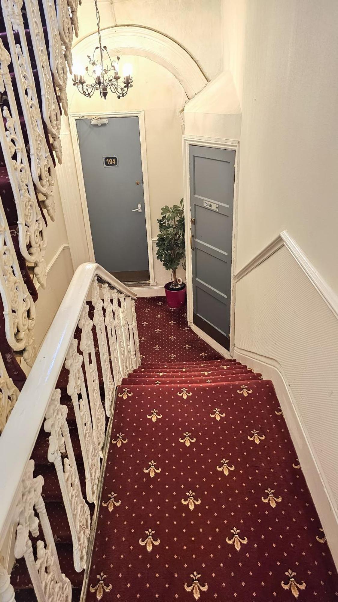 Hotel Hyde Park Court 2*