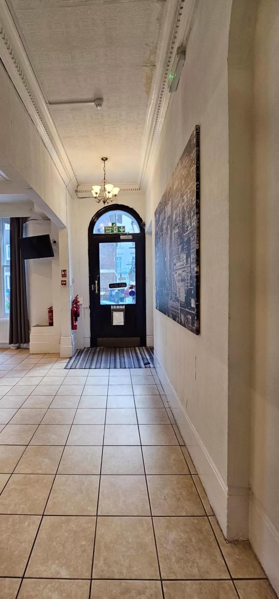Hotel Hyde Park Court