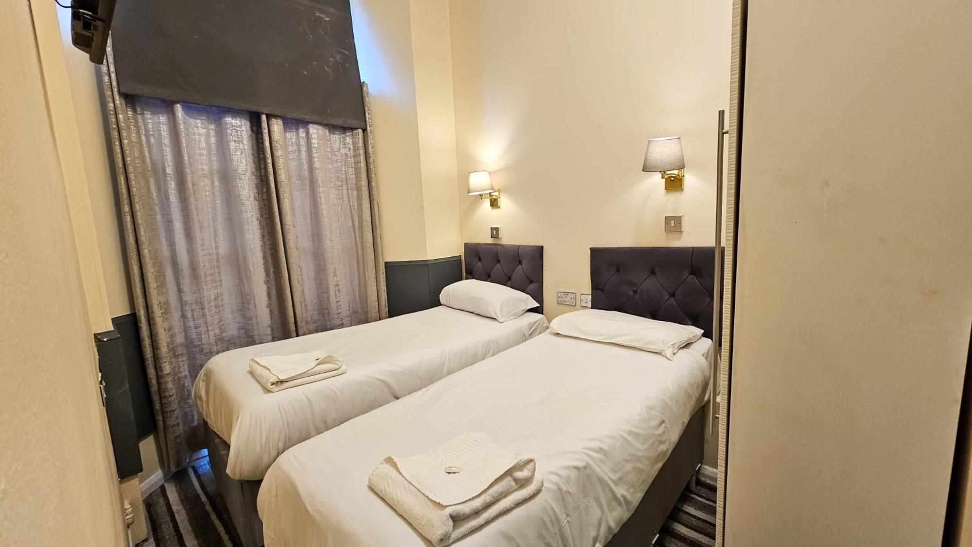 Hotel Hyde Park Court London