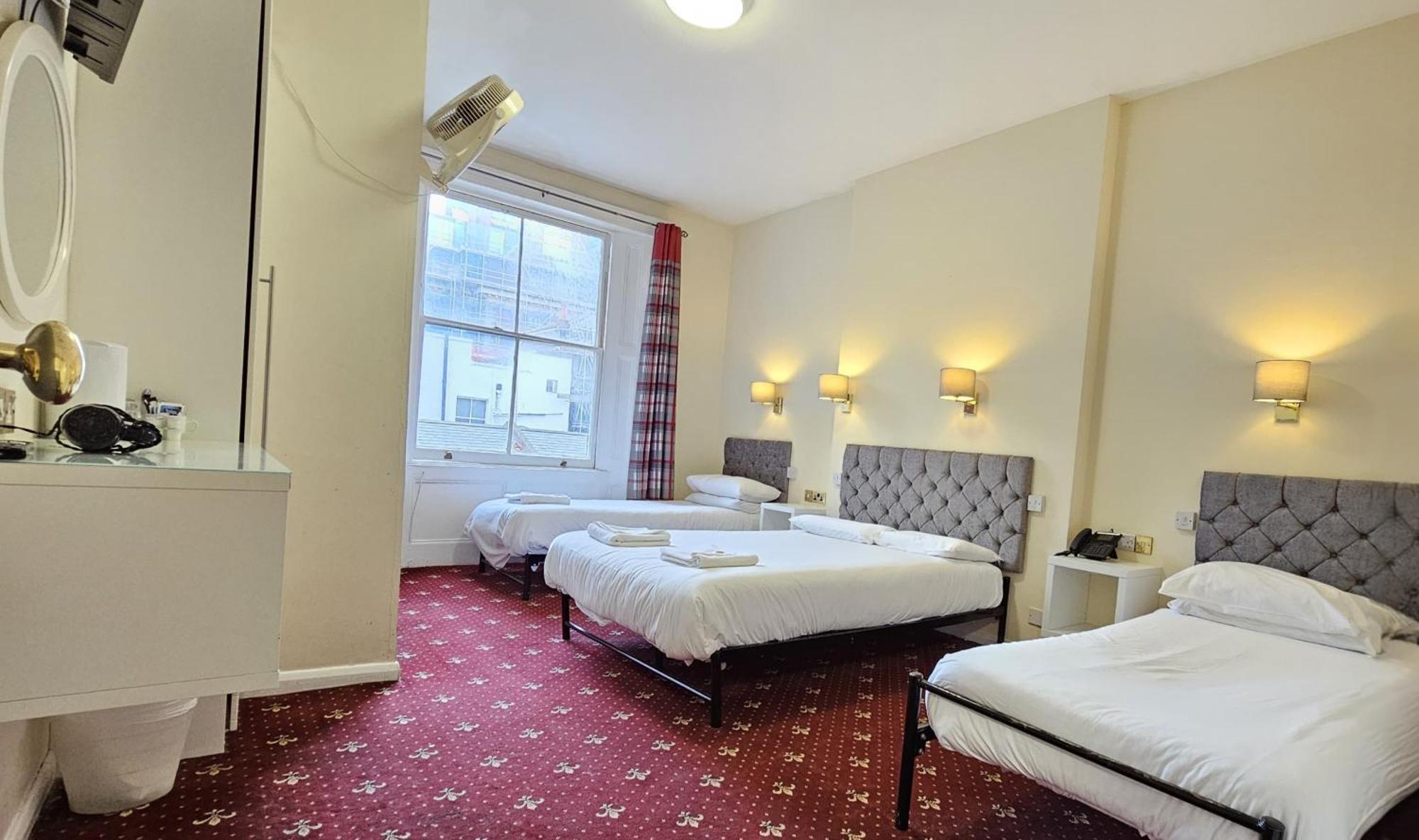 Hyde Park Court 2* London