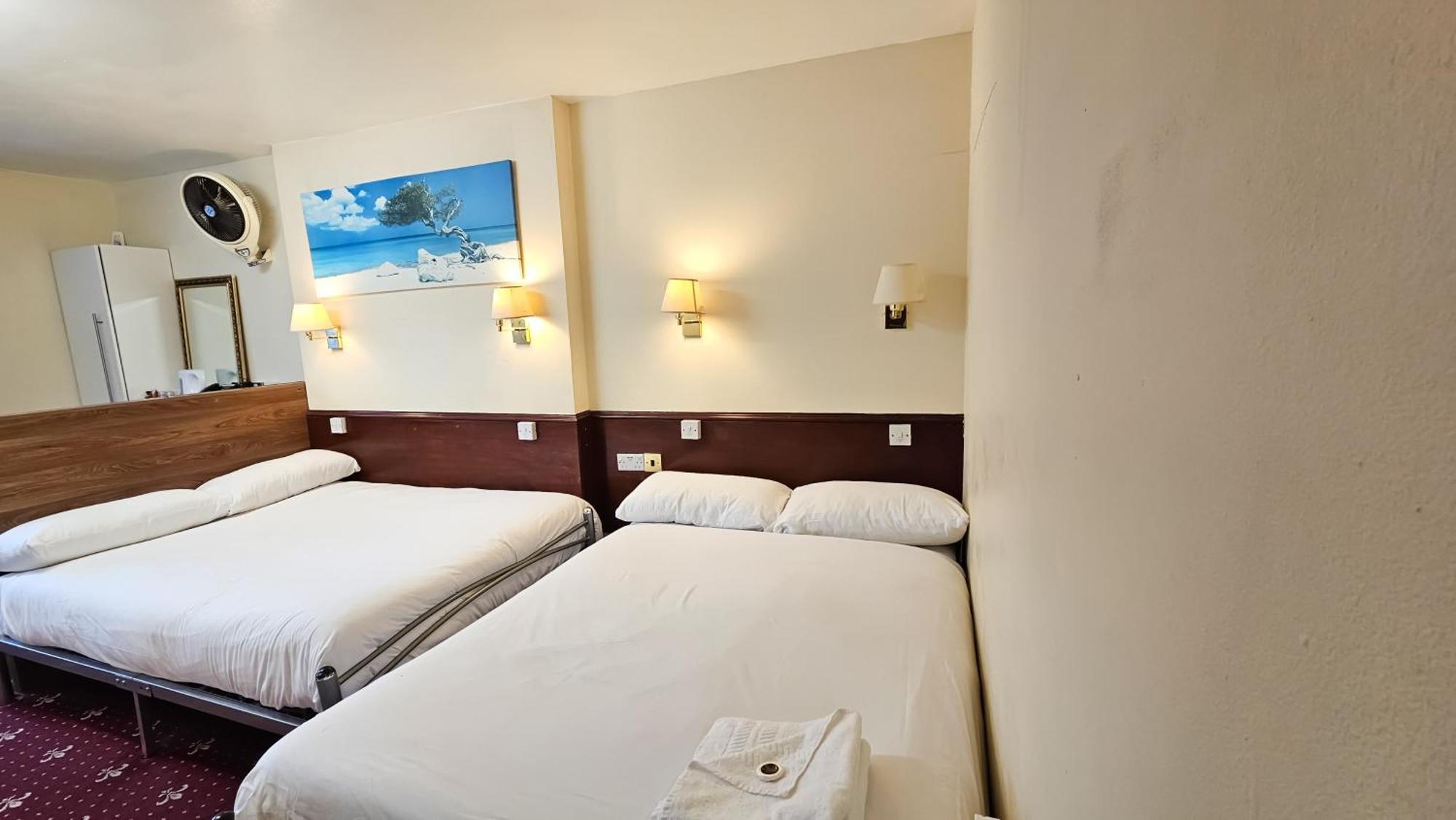 Hotel Hyde Park Court 2*