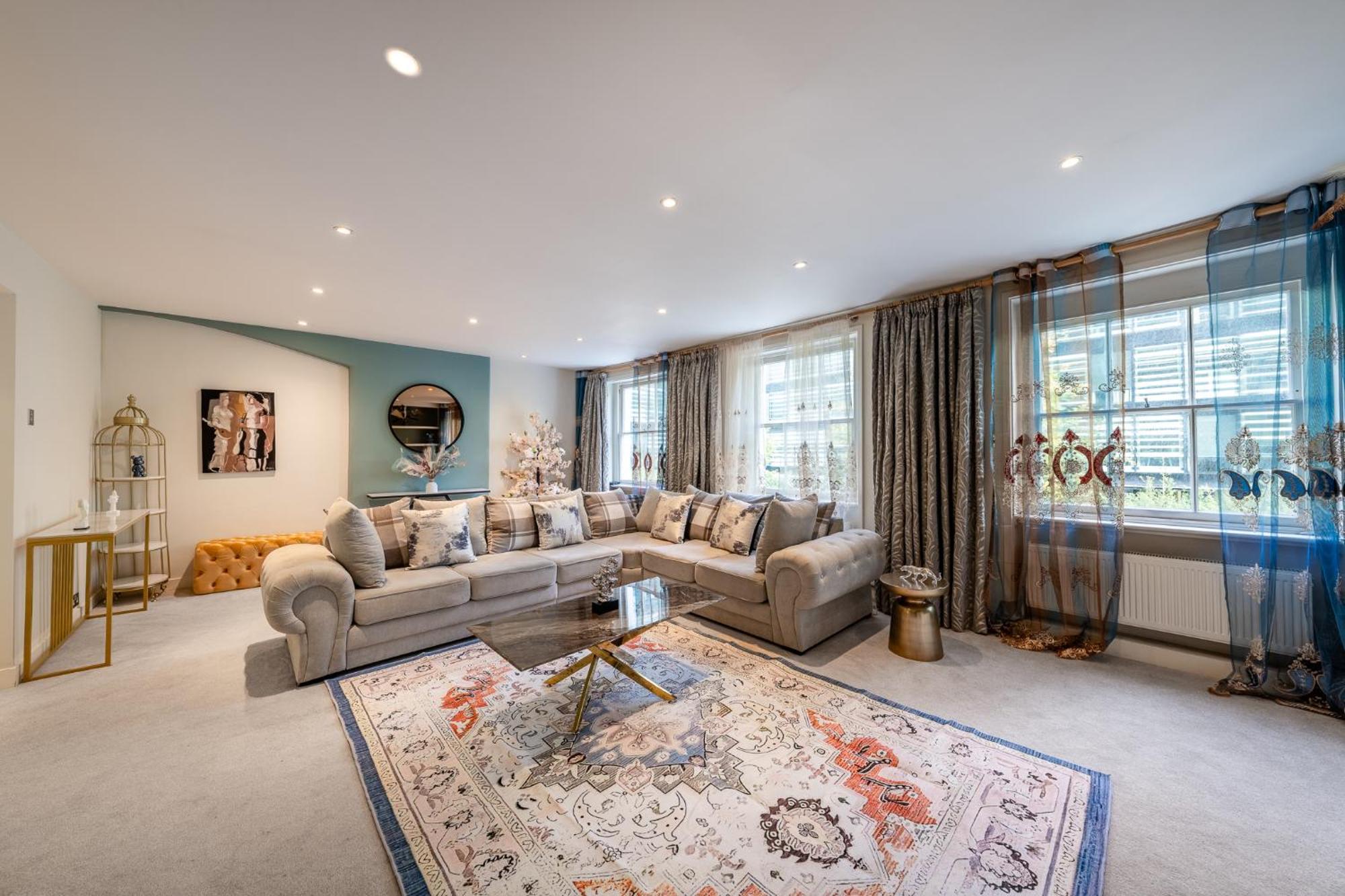 Huge 200sqm Luxury 3-bedroom Mews Londres