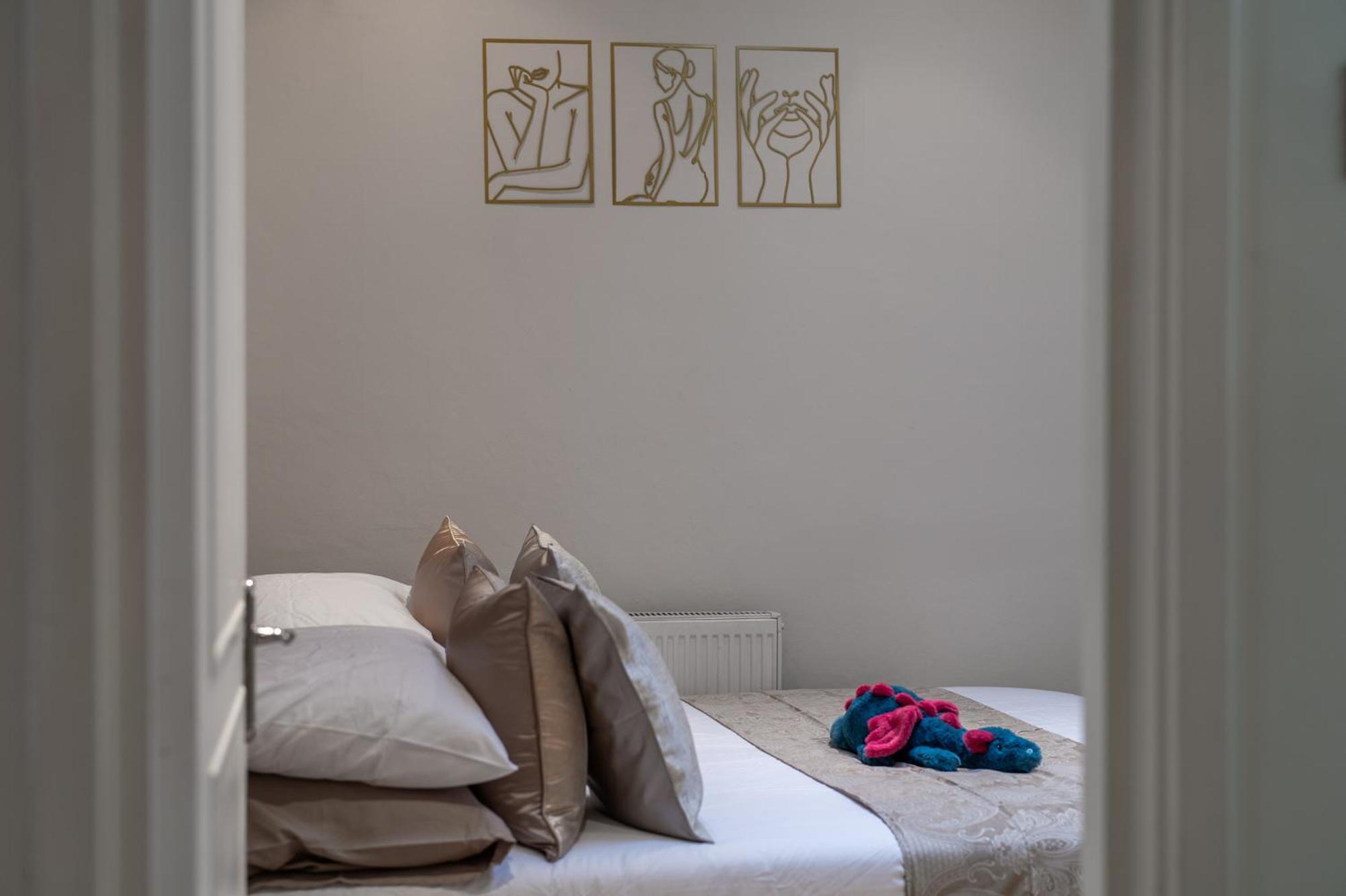 Huge 200sqm Luxury 3-bedroom Mews Londres