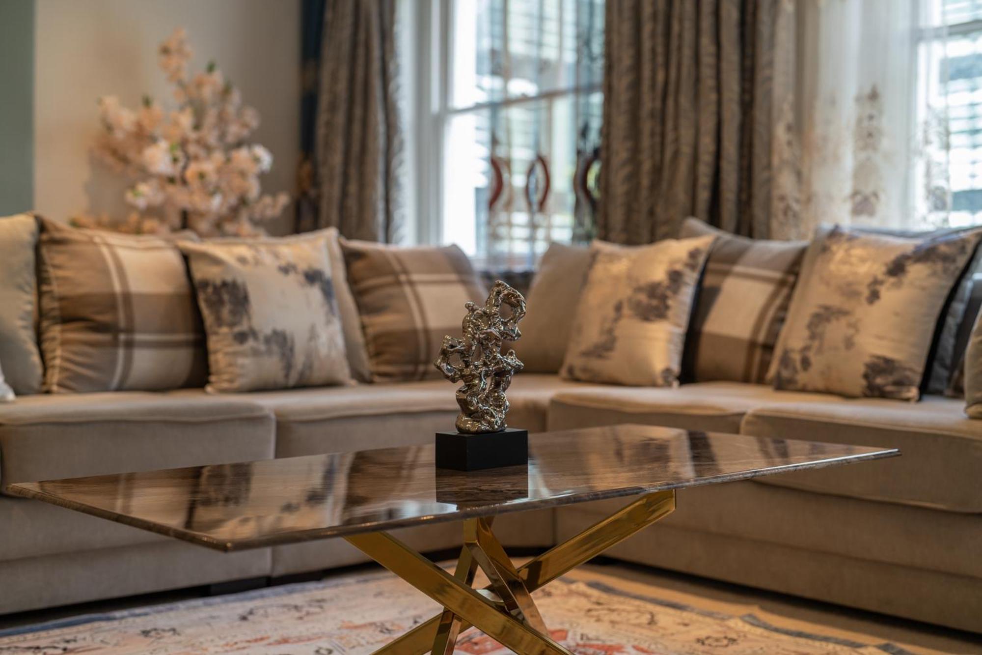 Huge 200sqm Luxury 3-bedroom Mews Londres