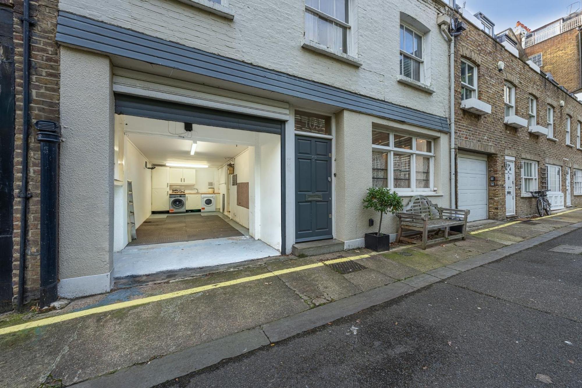 Huge 200sqm Luxury 3-bedroom Mews Londres