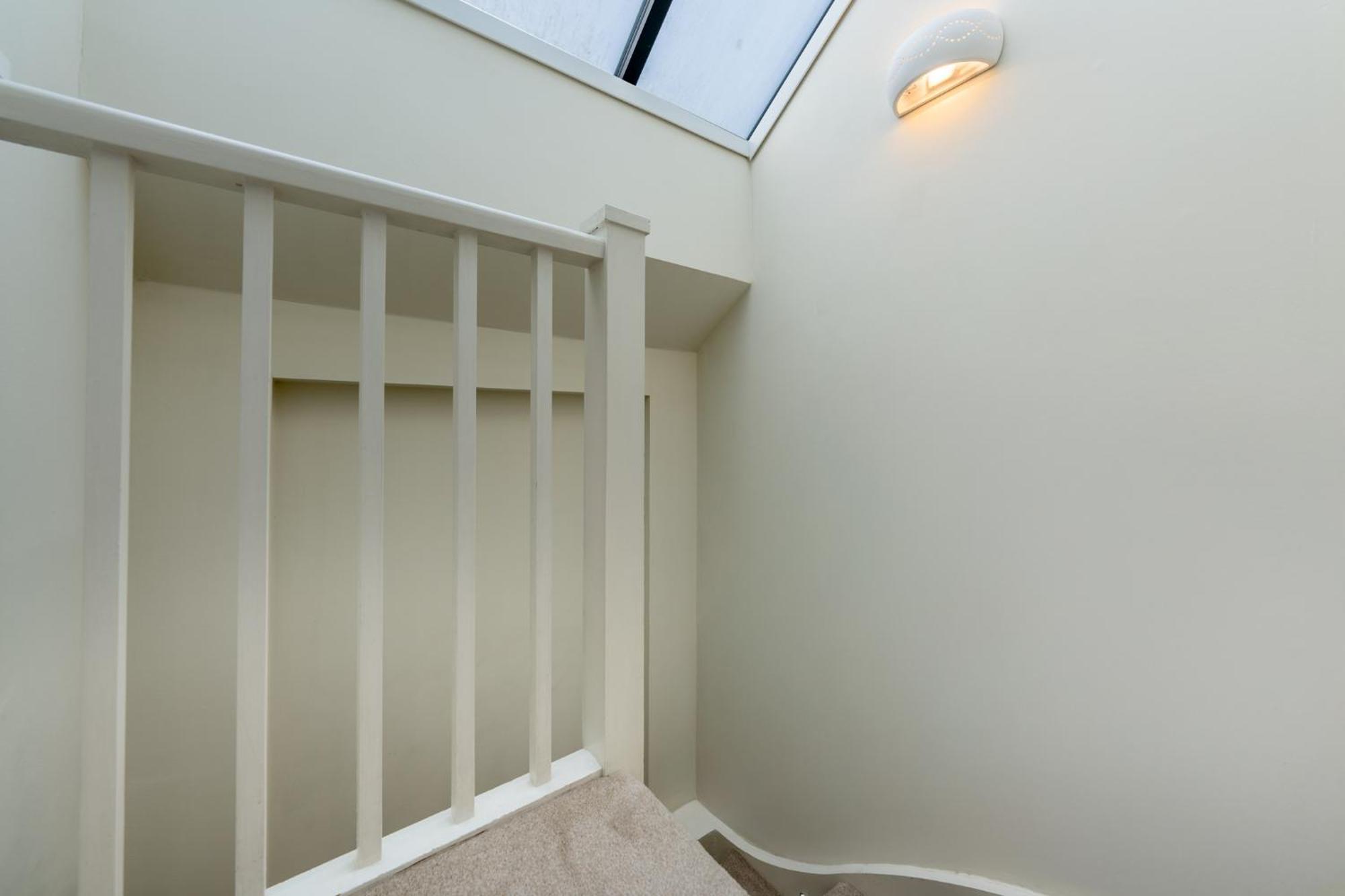 Huge 200sqm Luxury 3-bedroom Mews Appartement