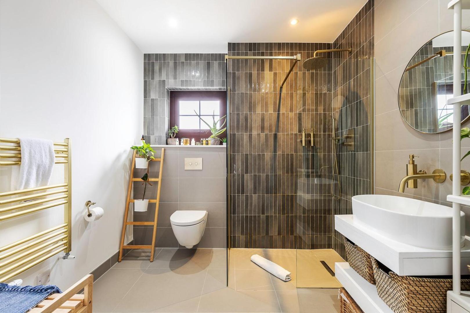 View Spacious 2 Bedroom Penthouse Apartamento Londres