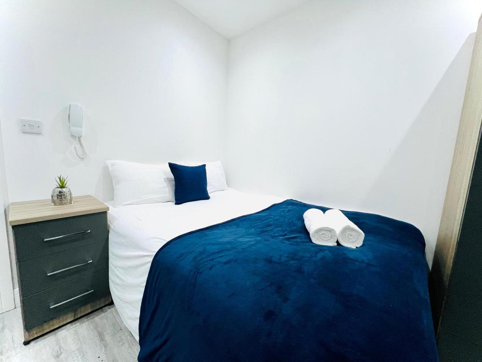 Flats, Perfect Location To Visit London! * Londres