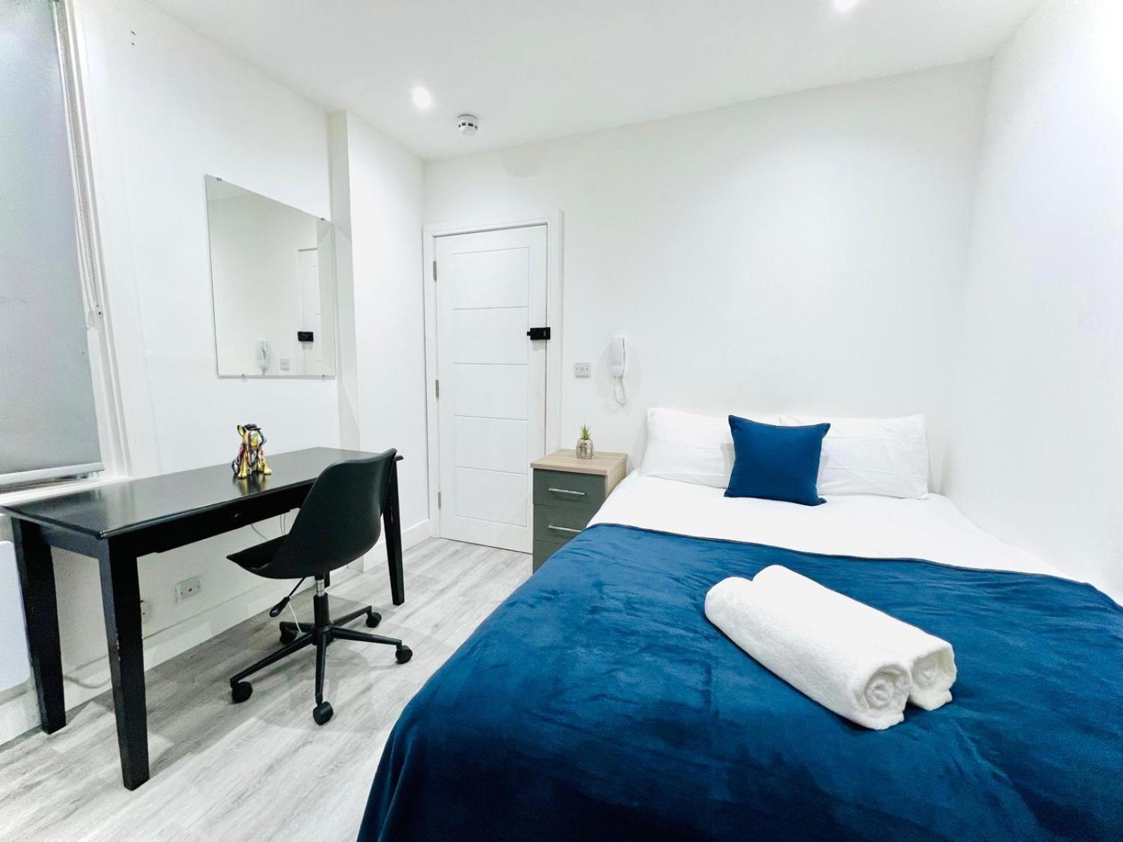 Flats, Perfect Location To Visit London! * Londres