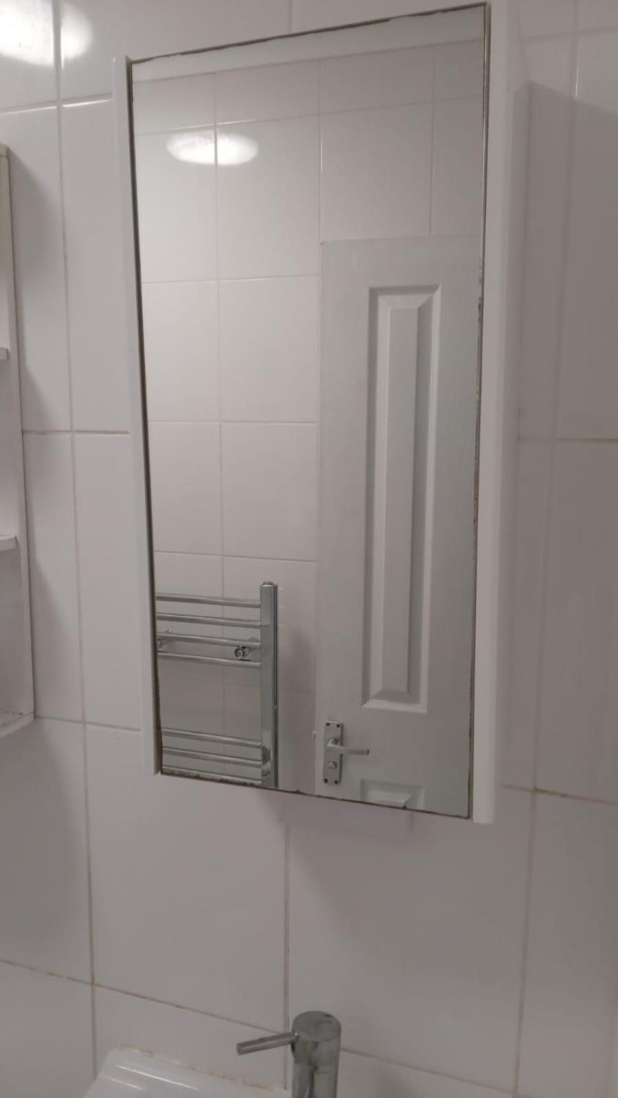 Exclusive Luxurious Double Bedroom In A Beautiful Shared Flat Close To Transit & Grocery Stores * Londres
