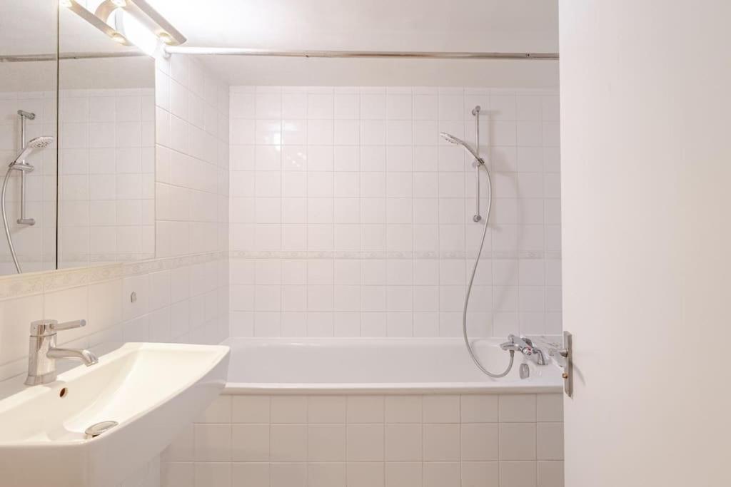 3 Bedroom Maisonette In Belsize Park, Hampstead With Private Entrance Appartement