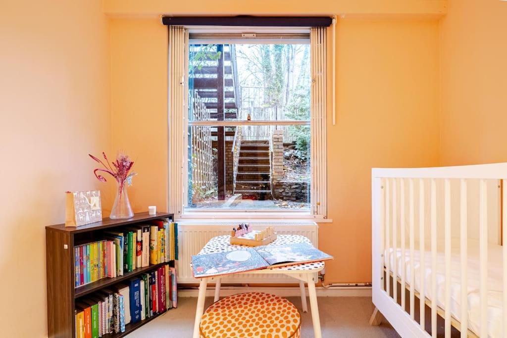 3 Bedroom Maisonette In Belsize Park, Hampstead With Private Entrance Londres