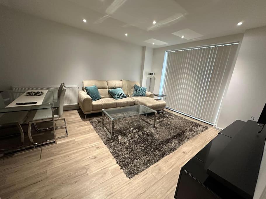 Away From Two Bed In Apartamento Londres