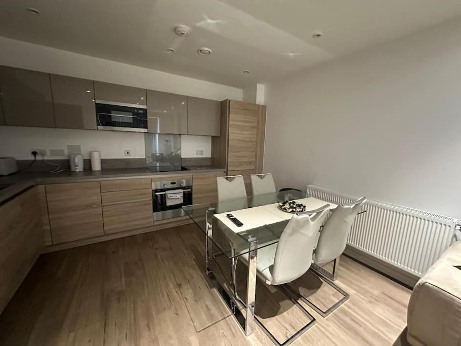 Apartamento Away From Two Bed In Londres