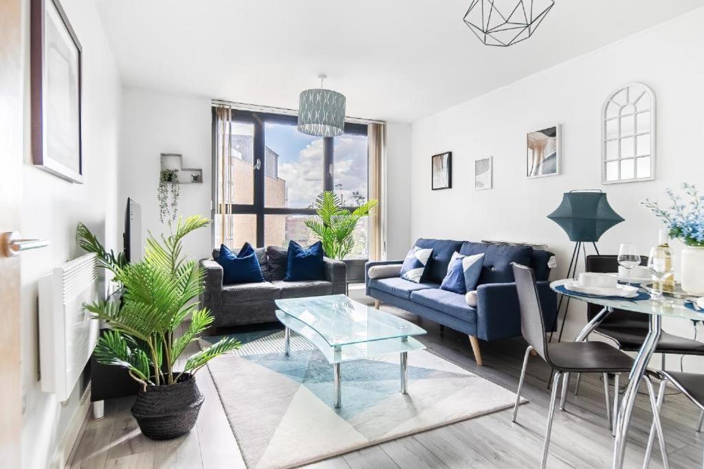Modern One-bed Apartment, Hallsville Rd Appartement Londres