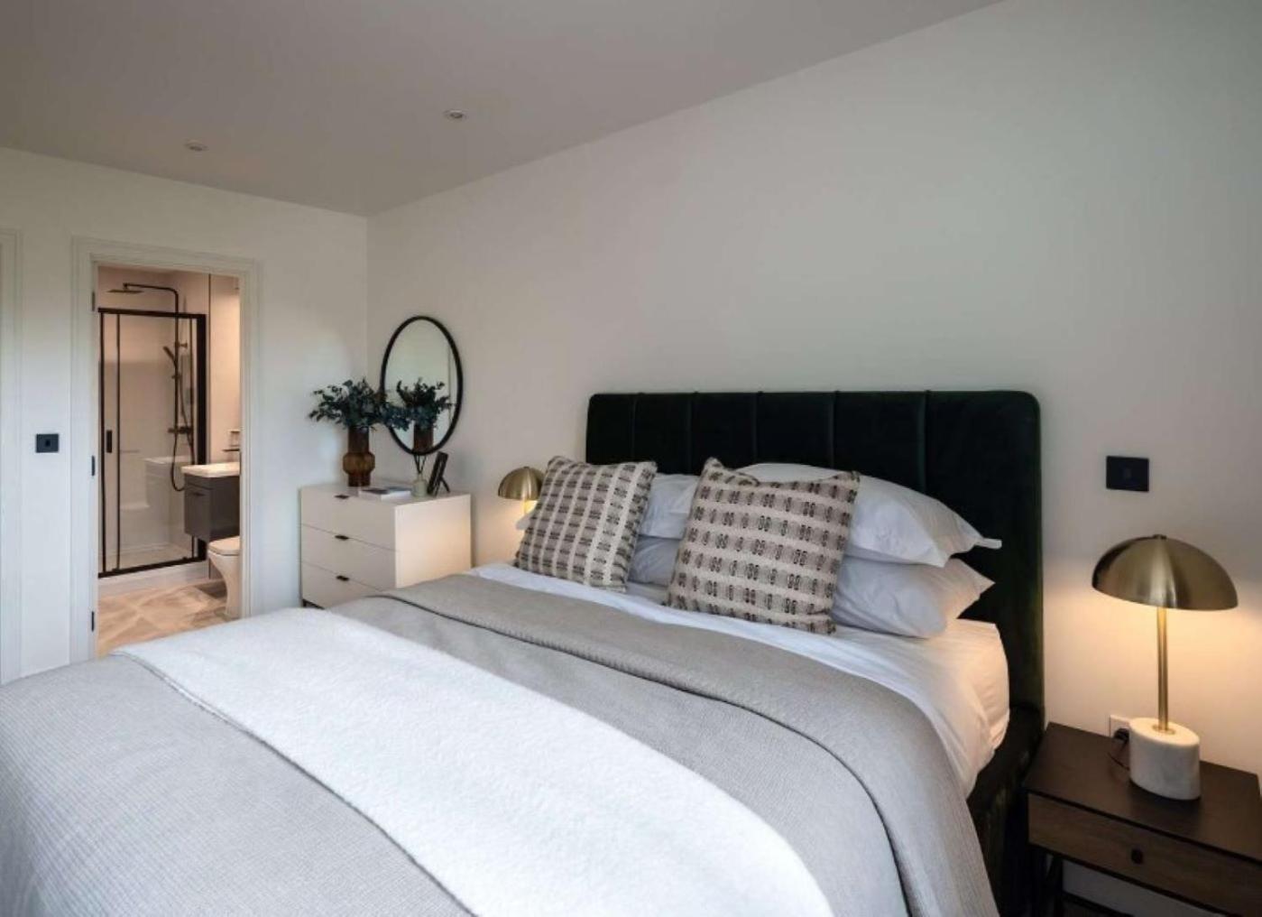 Elegant Modern Cozy 3Bd Apt 1Gb Wifi - Luxurylondonstays Hébergement de vacances *