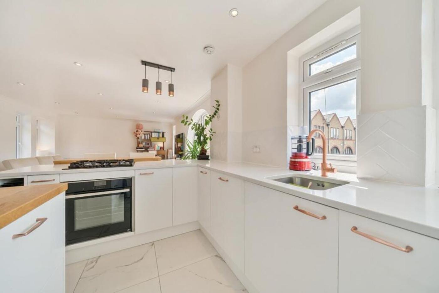 Elegant Modern Cozy 3Bd Apt 1Gb Wifi - Luxurylondonstays Hébergement de vacances