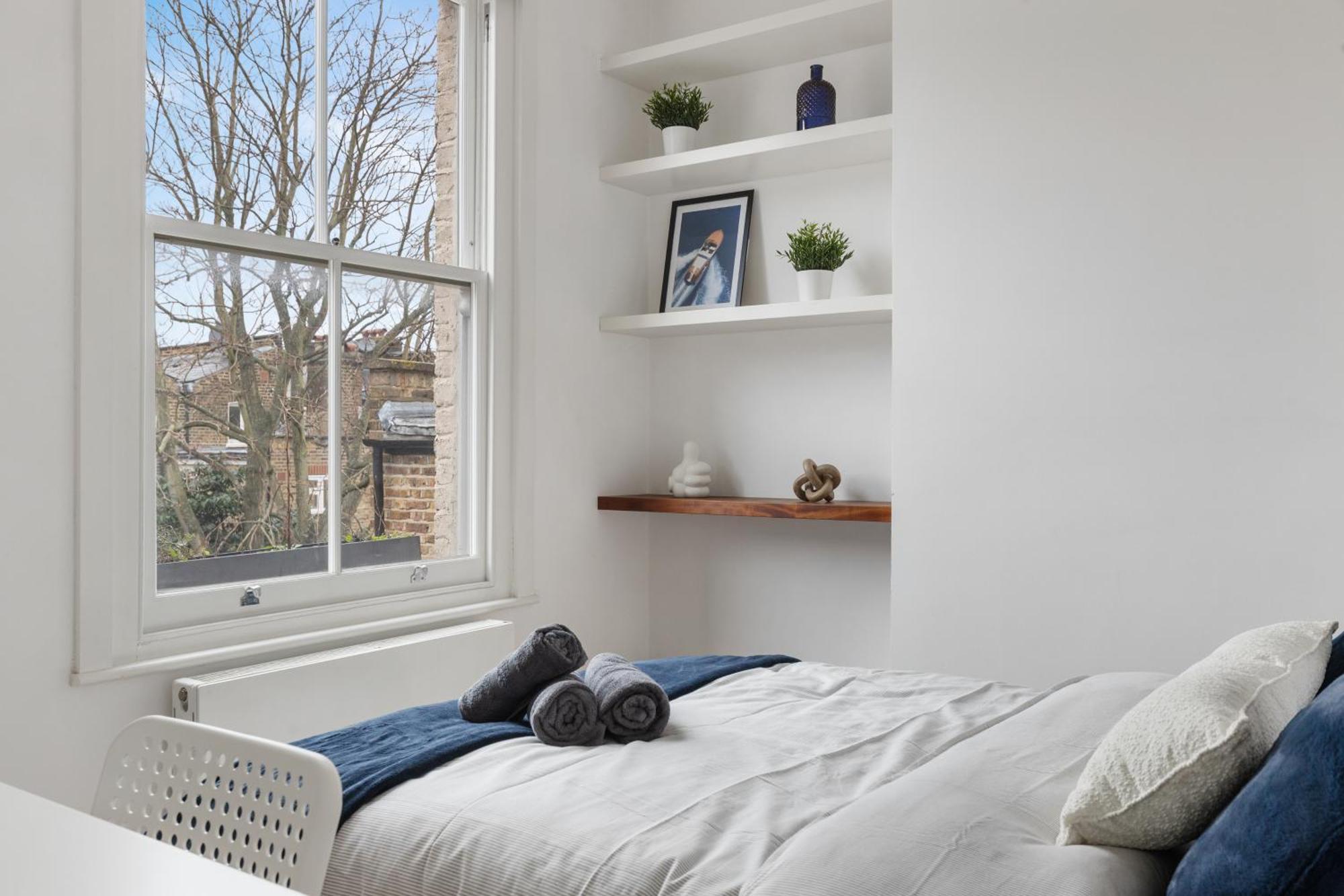 Portnall Retreat - Beautiful & Bright - Close To Ldn Appartement Londres