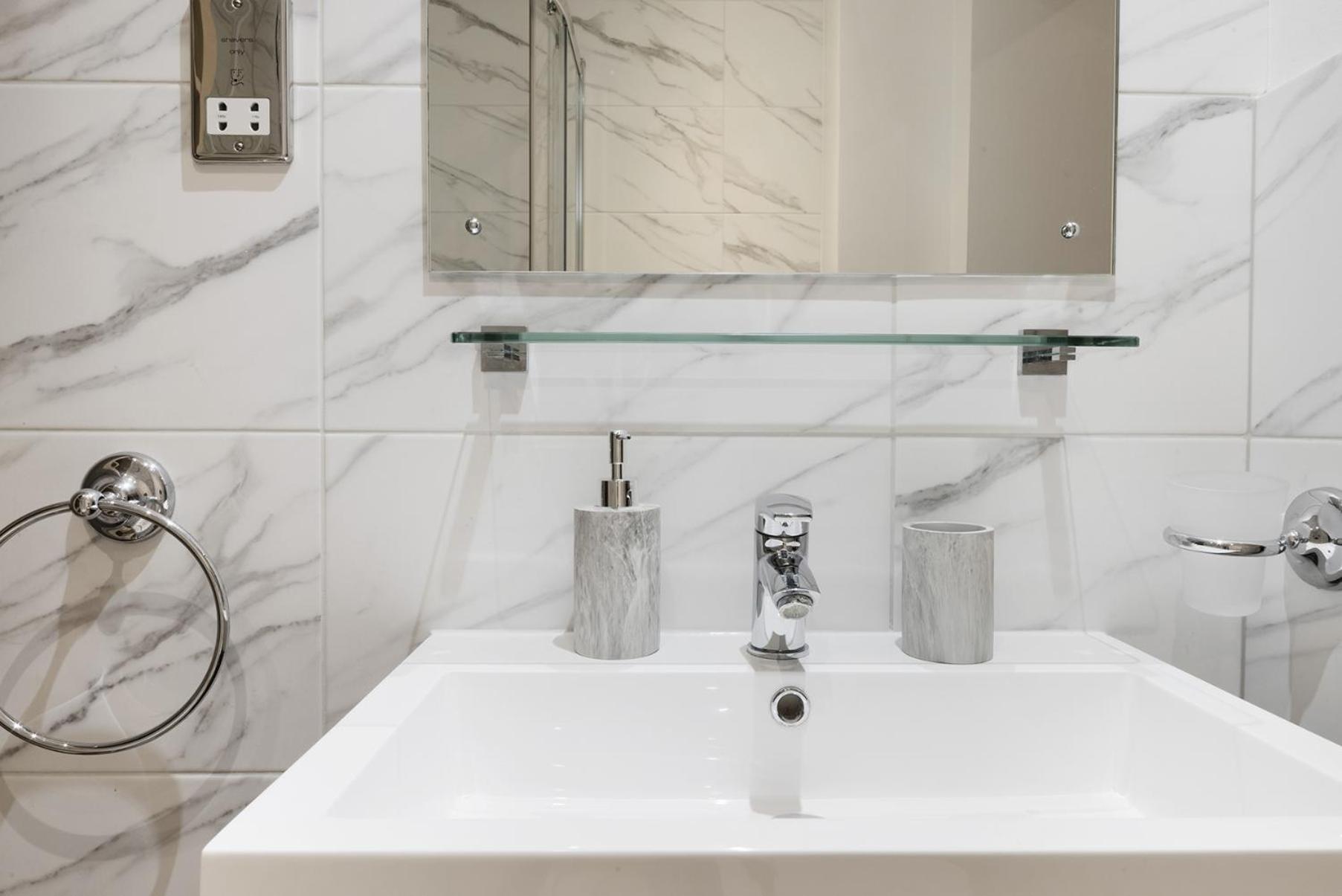 Farringdon Penthouse Spacious 3 Bedroom 2 Bath Appartement