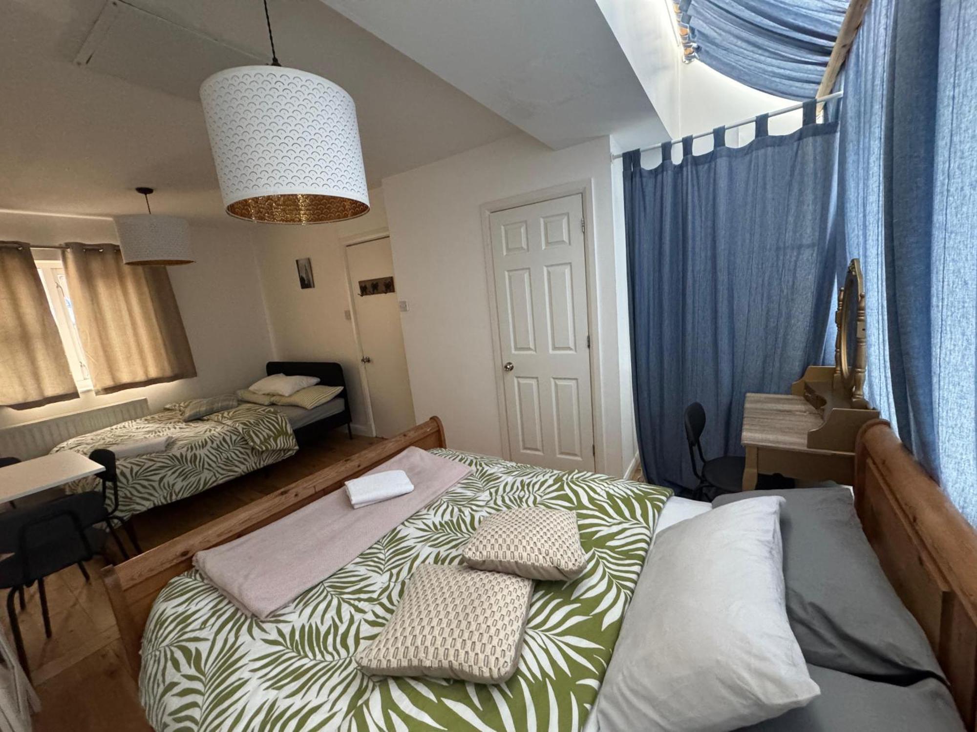 Casa de hóspedes Cozy Rooms Near Central London *